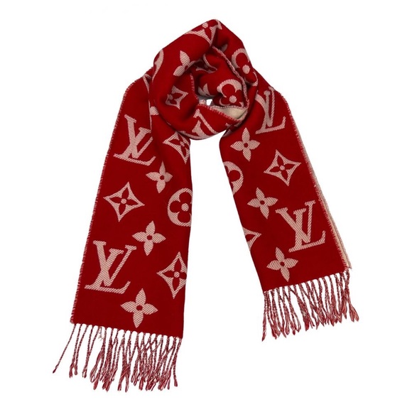 Louis Vuitton Monogram Scarf - Picture 2 of 5
